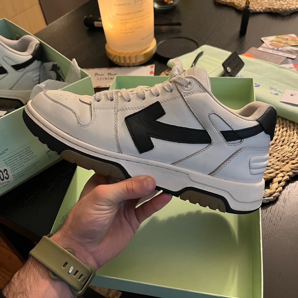 Off white “out of office” sneaker